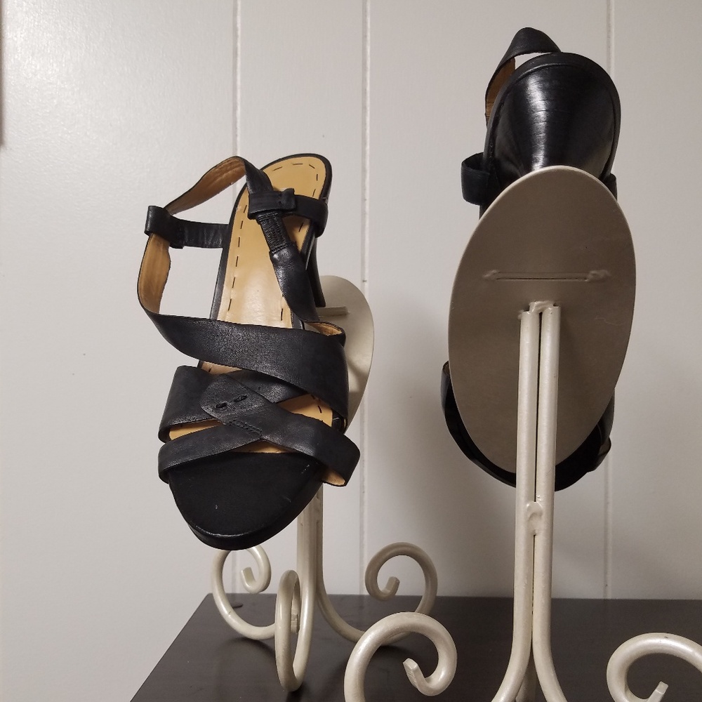 NINE WEST BRAND NEW! JUST ARRIVED - Picture 3 of 5